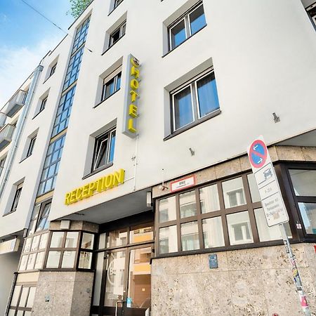 B&B Hotel München-Hbf Exterior foto